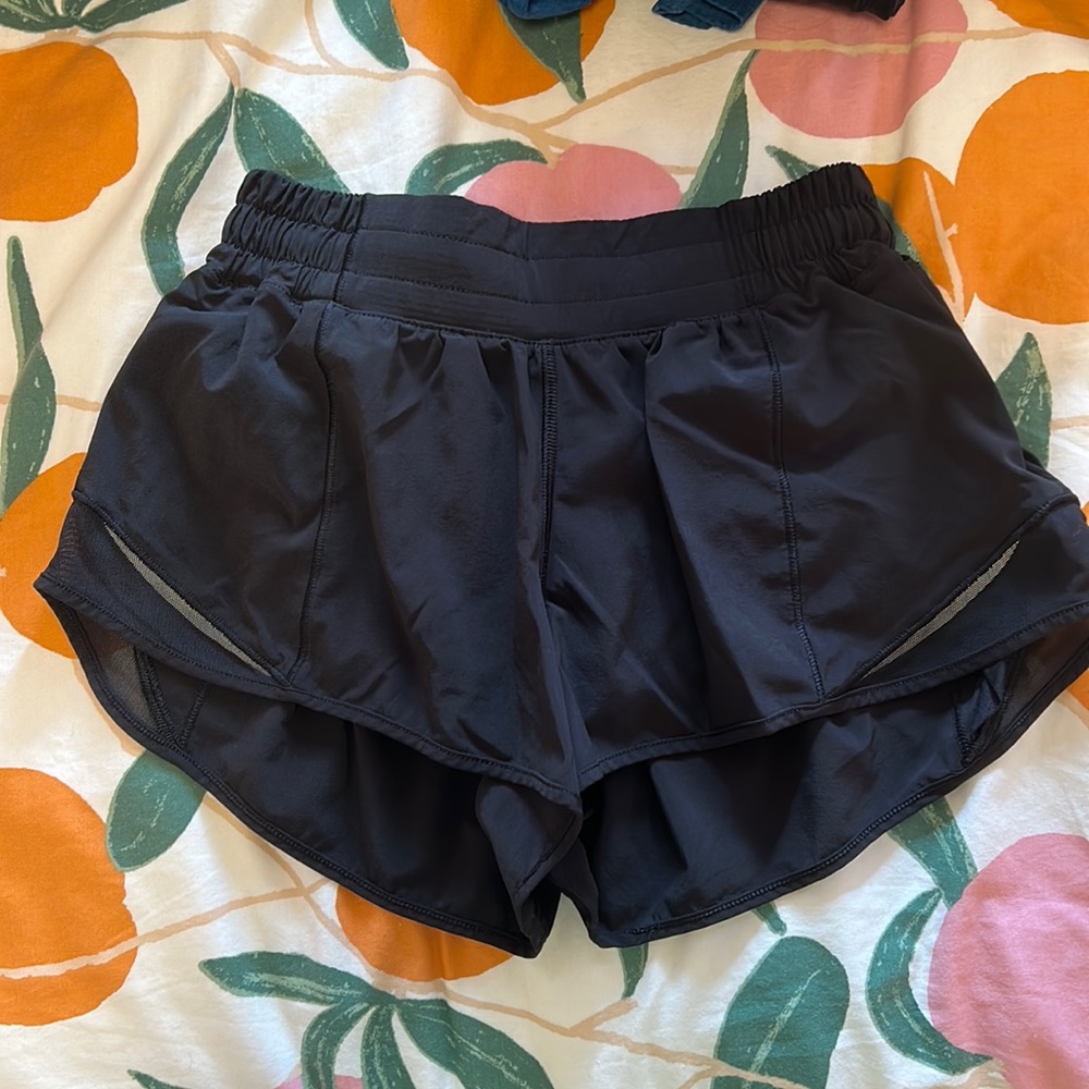 Lululemon hotty hot shorts